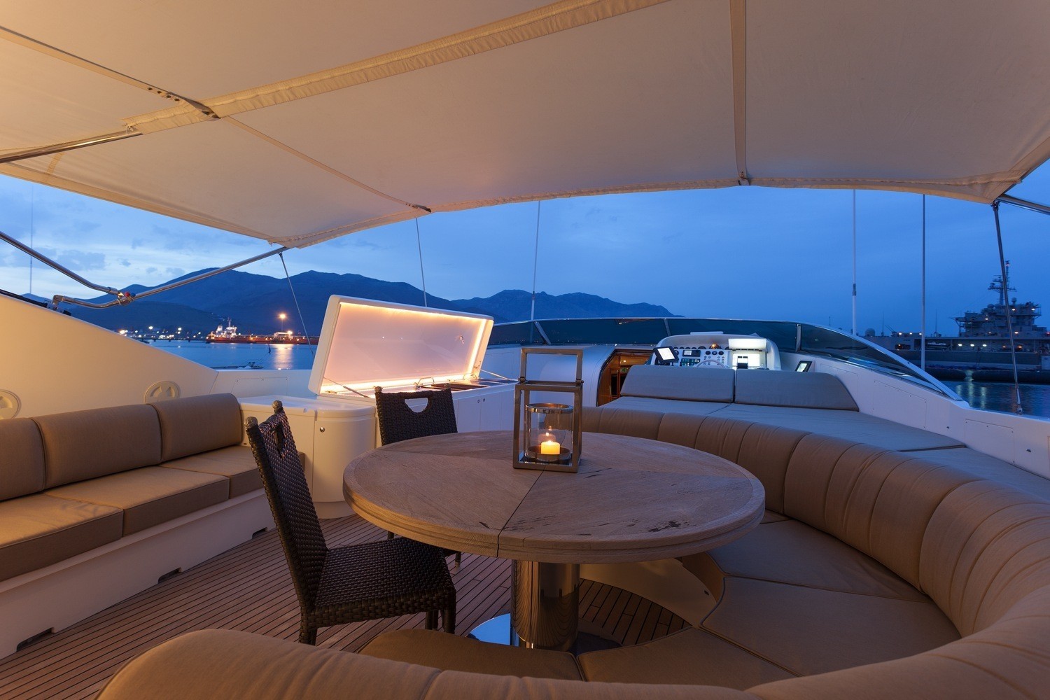 [30m-Yacht-ZAMBEZI]-8399-219.jpg