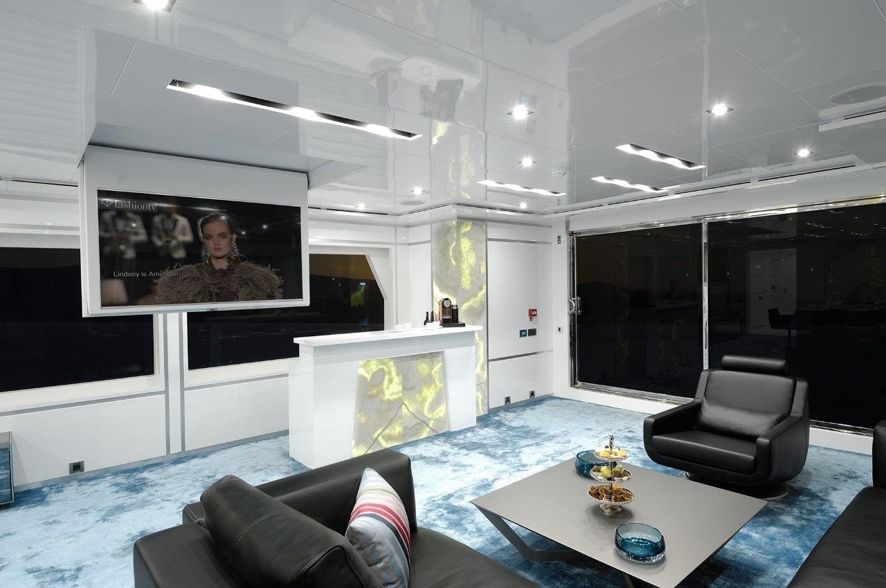 [32m-Yacht-SERENITAS]-8972-106.jpg