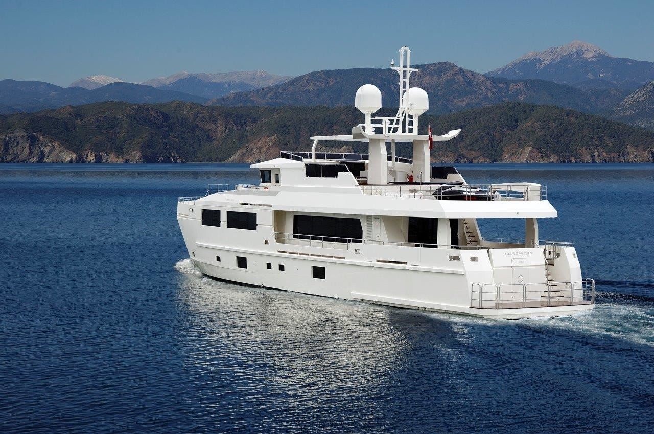 [32m-Yacht-SERENITAS]-8972-218.jpg