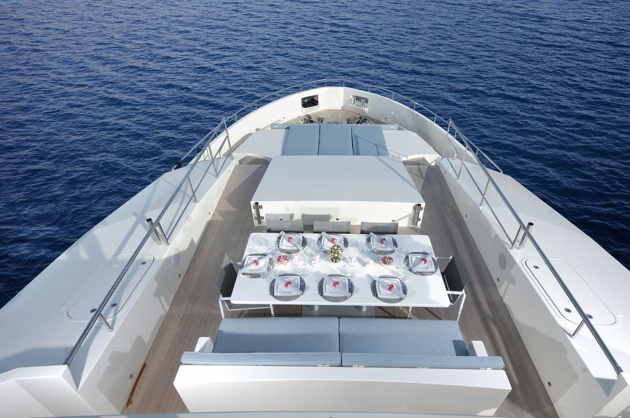 [32m-Yacht-SERENITAS]-8972-220.jpg