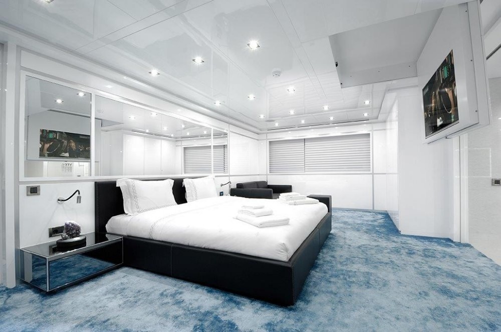 [32m-Yacht-SERENITAS]-8972-50.jpg