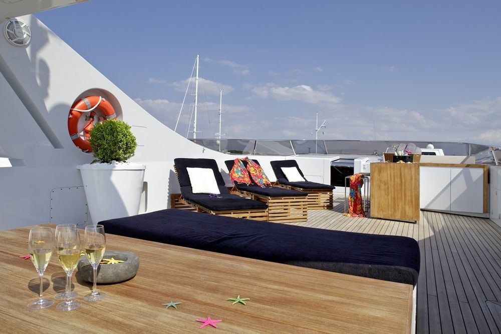 [32m-Yacht-TROPICANA]-8880-212.jpg