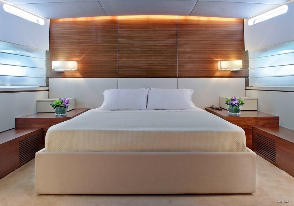 [32m-Yacht-TROPICANA]-8880-24.jpg