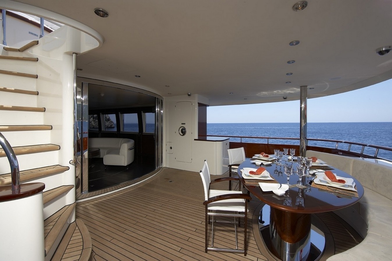 [34m-Yacht-CYRUS-ONE]-8596-26.jpg