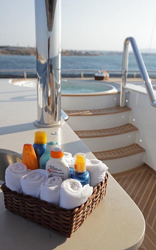 [34m-Yacht-QUARANTA]-8059-134.jpg