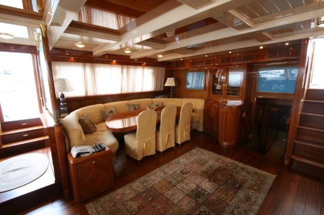 [35m-Yacht-QUEEN-SOUTH]-8776-128.jpg