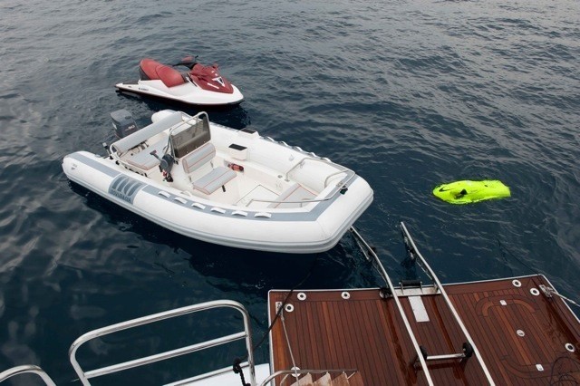 [37m-Yacht-PALM-B]-8071-180.jpg