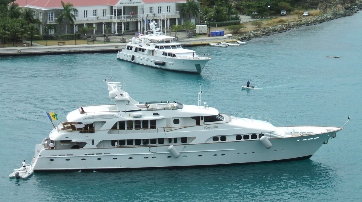 [41m-Yacht-GRAND-ILLUSION]-899-146.jpg