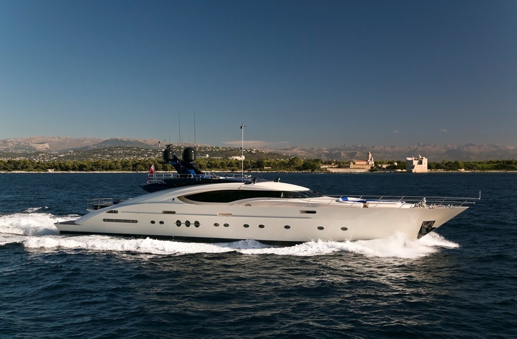 [41m-Yacht-PLUS-TOO]-8234-170.jpg