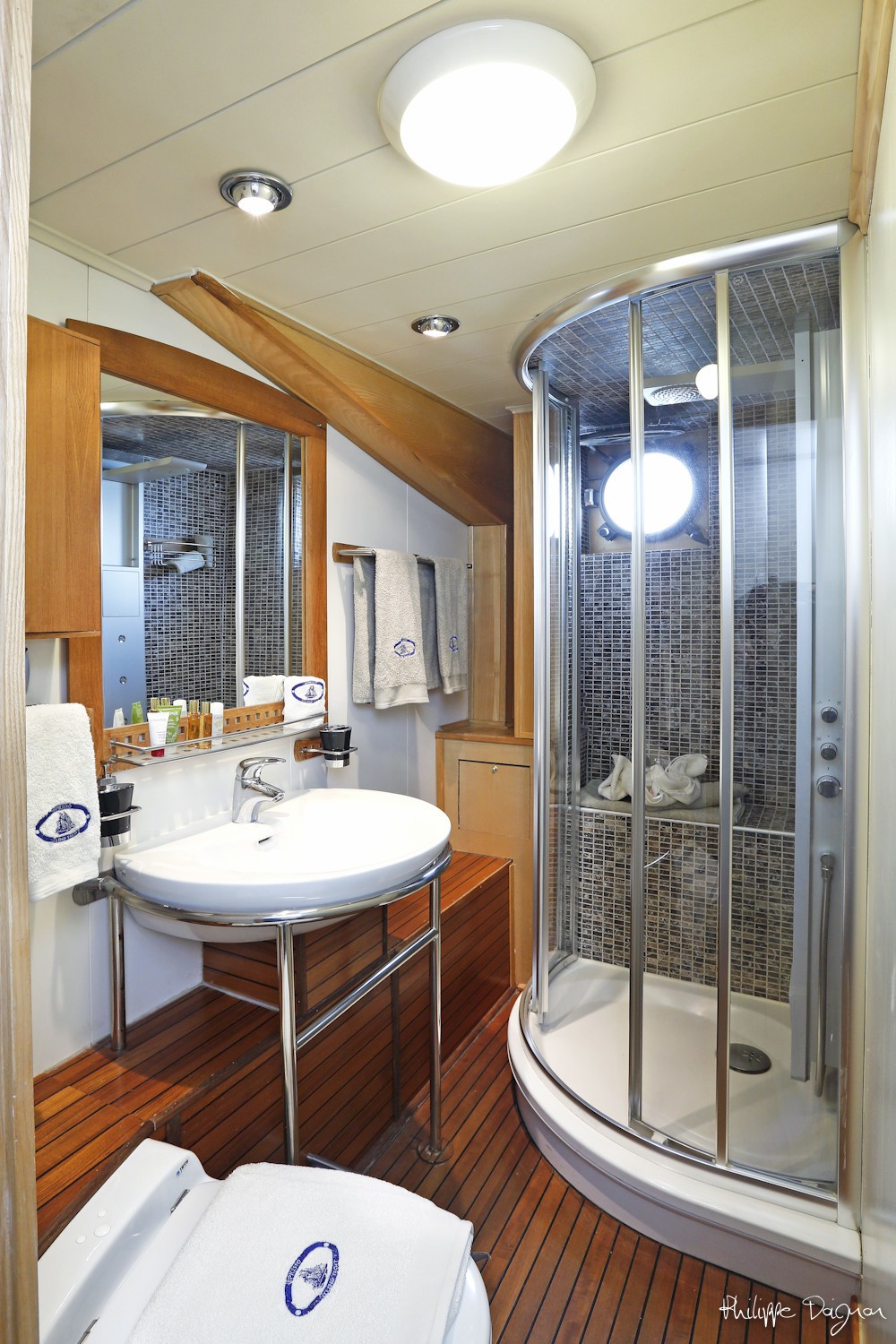 [44m-Yacht-MEPHISTO]-8667-17.jpg