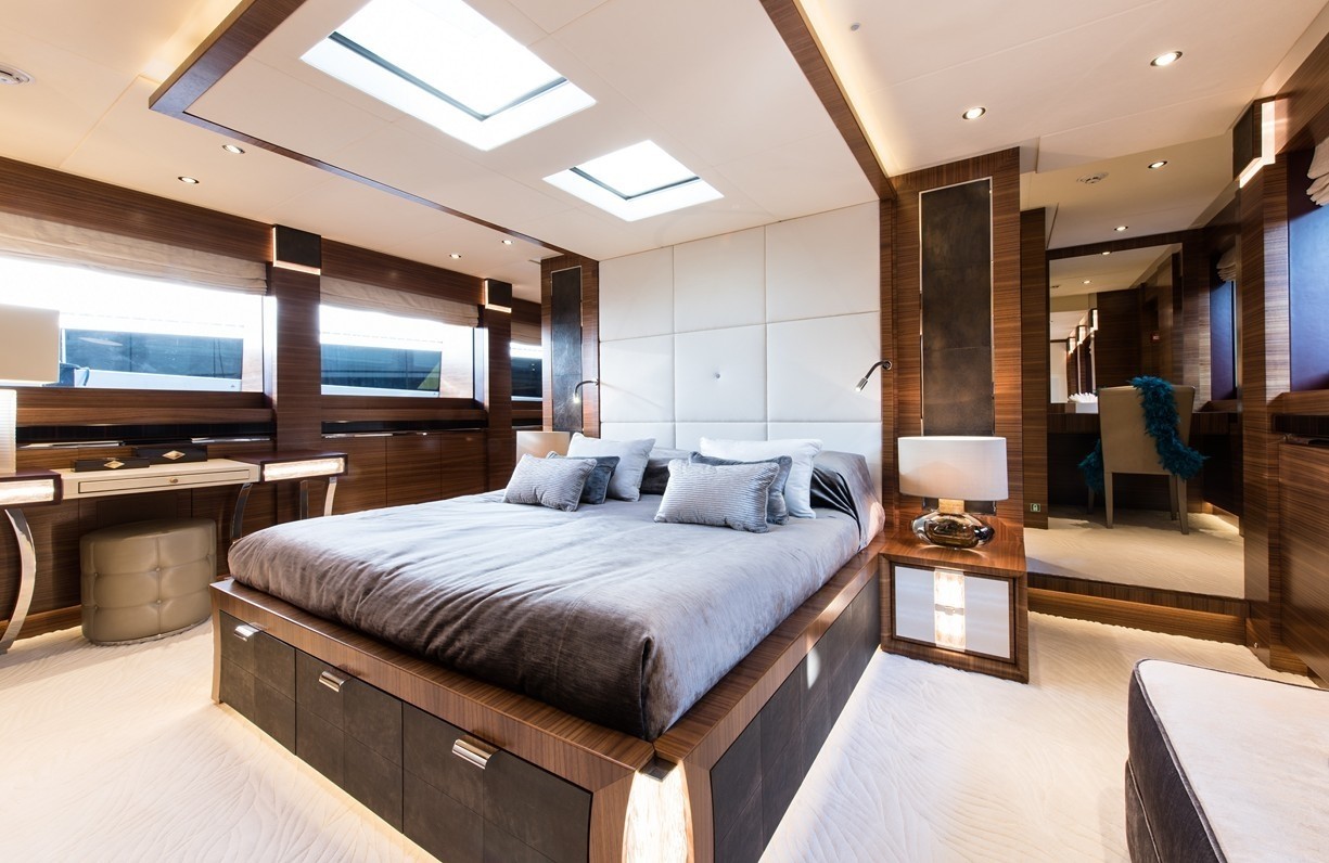 [44m-Yacht-SILVER-WIND]-8534-47.jpg