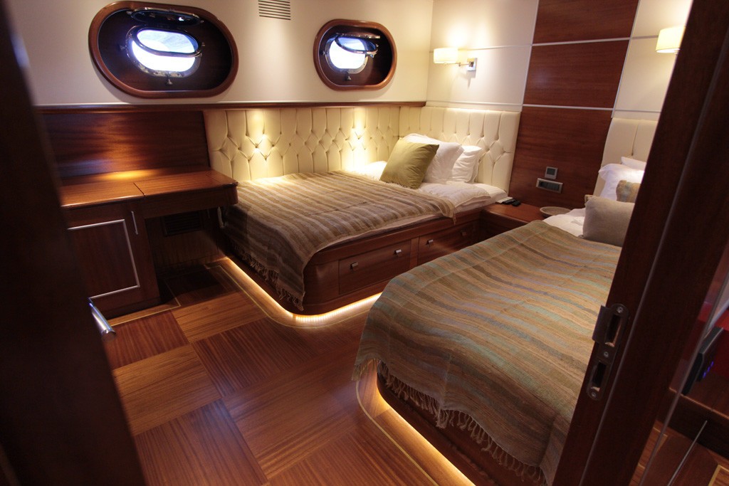 [47m-Yacht-CARPE-DIEM-V]-8414-208.jpg