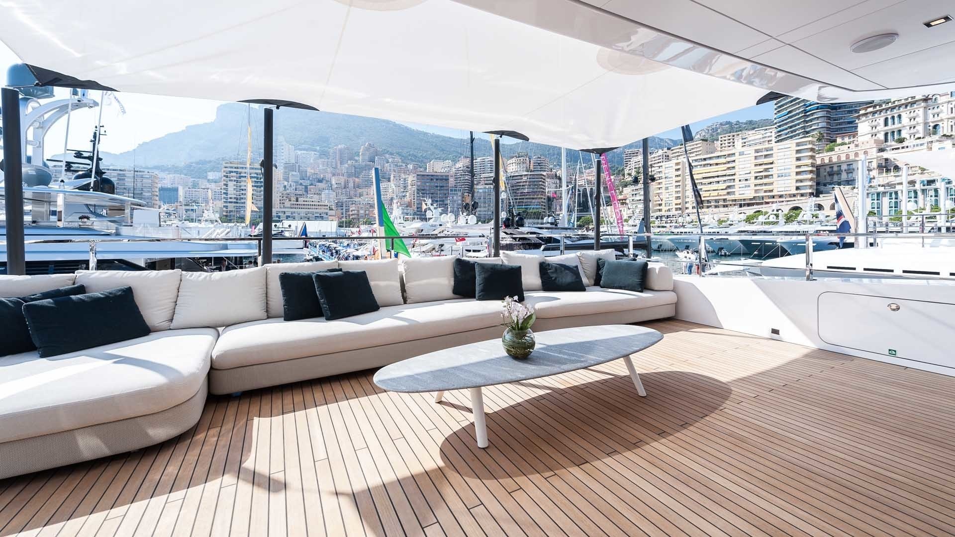 [47m-Yacht-ENTOURAGE]-8185-49.jpg