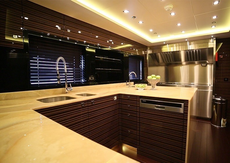 [50m-Yacht-DUSUR]-8627-159.jpg