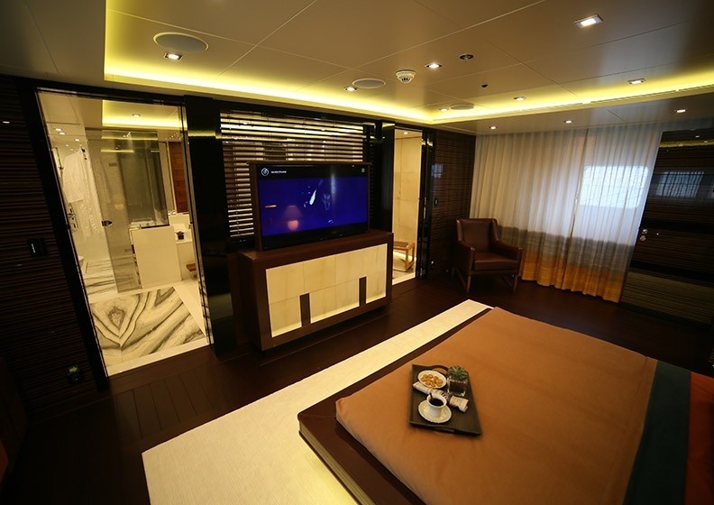 [50m-Yacht-DUSUR]-8627-164.jpg