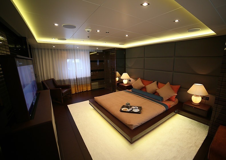 [50m-Yacht-DUSUR]-8627-24.jpg