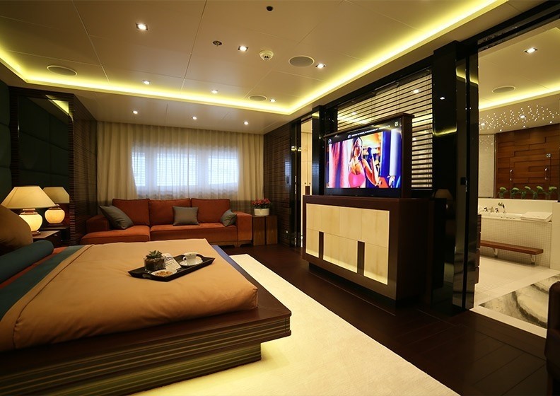 [50m-Yacht-DUSUR]-8627-47.jpg