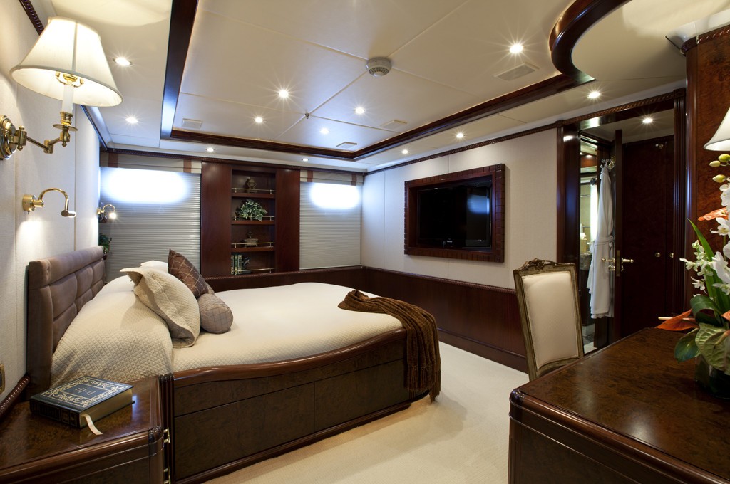 [54m-Yacht-NOBLE-HOUSE]-870-219.jpg