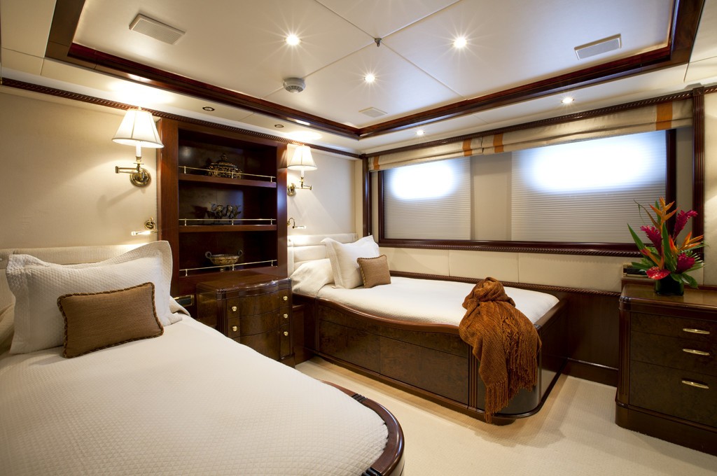[54m-Yacht-NOBLE-HOUSE]-870-70.jpg