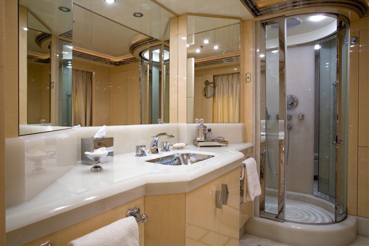 [60m-Yacht-SUNDAY]-8367-111.jpg