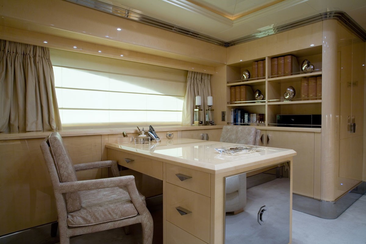 [60m-Yacht-SUNDAY]-8367-49.jpg