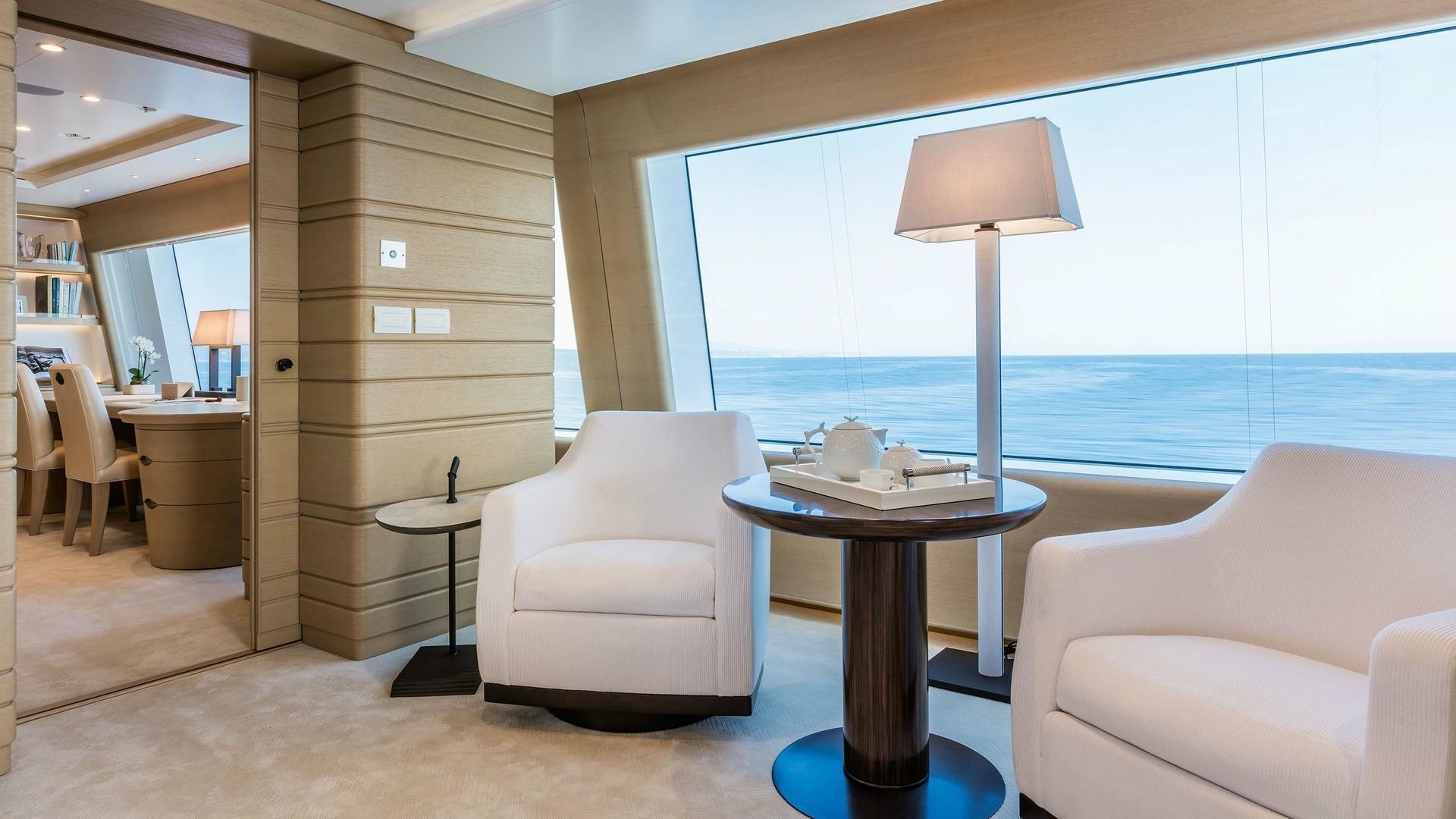 [64m-Yacht-WAKU]-8454-12.jpg