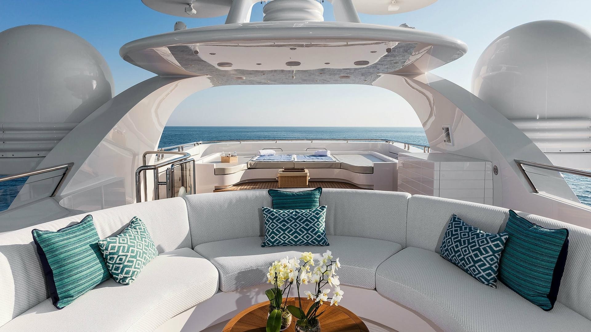 [64m-Yacht-WAKU]-8454-146.jpg