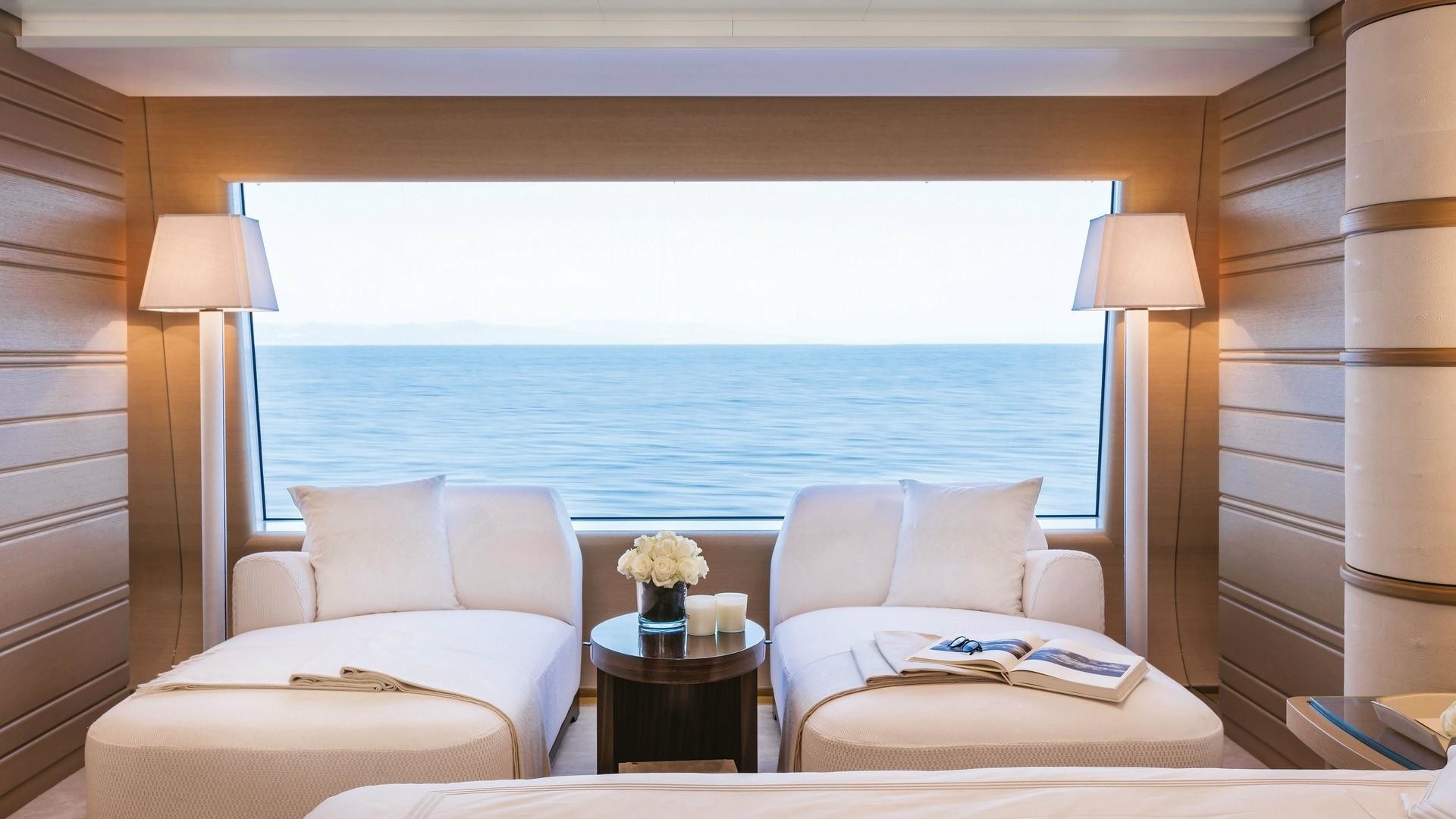 [64m-Yacht-WAKU]-8454-164.jpg