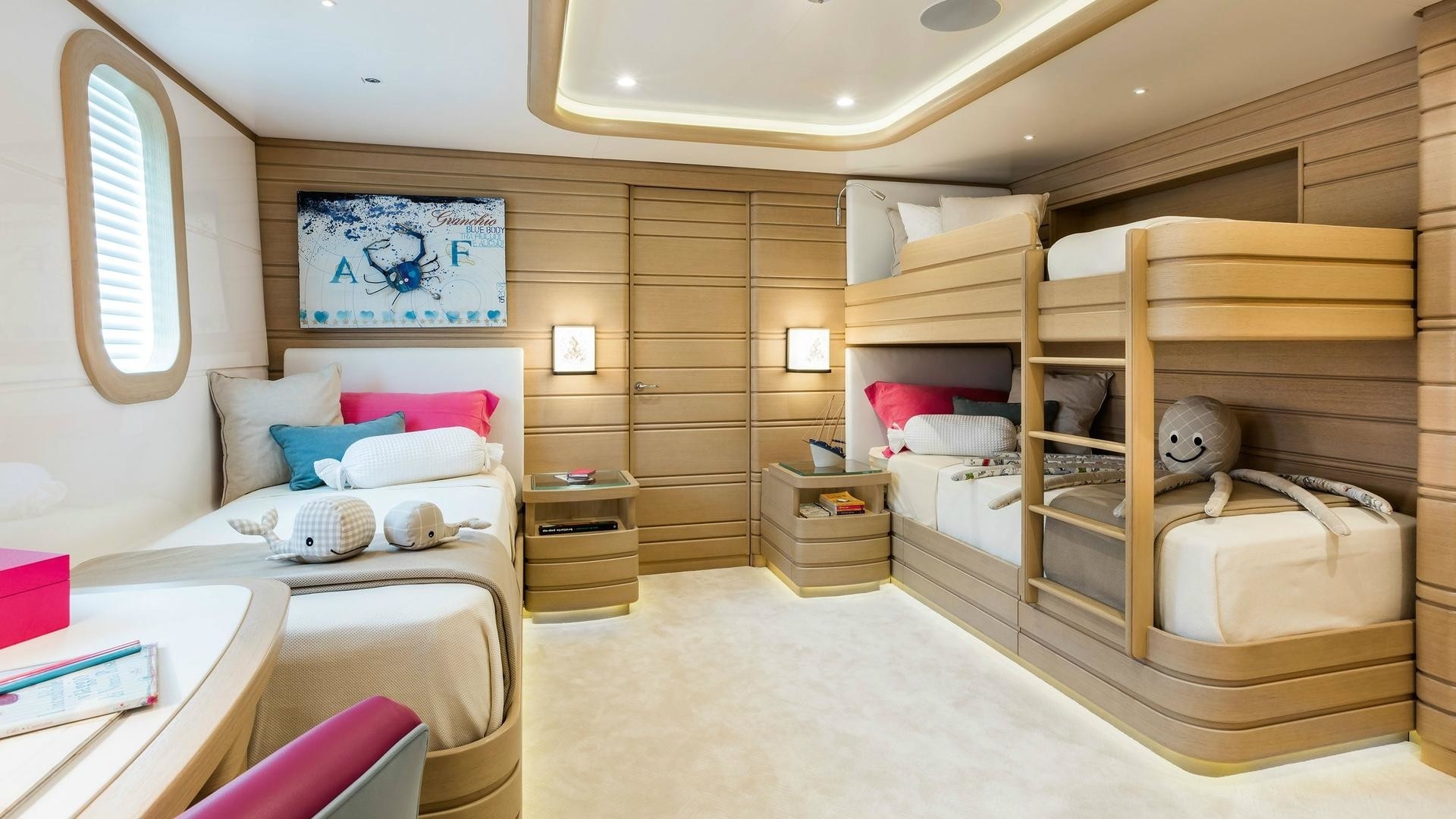 [64m-Yacht-WAKU]-8454-34.jpg