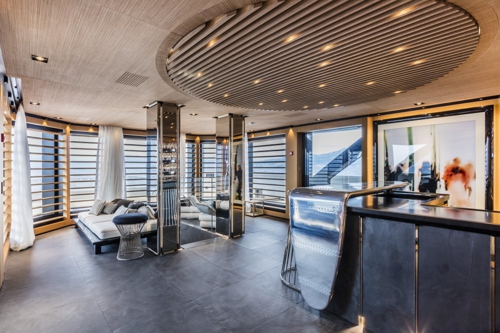 [69m-Yacht-SUERTE]-8203-113.jpg