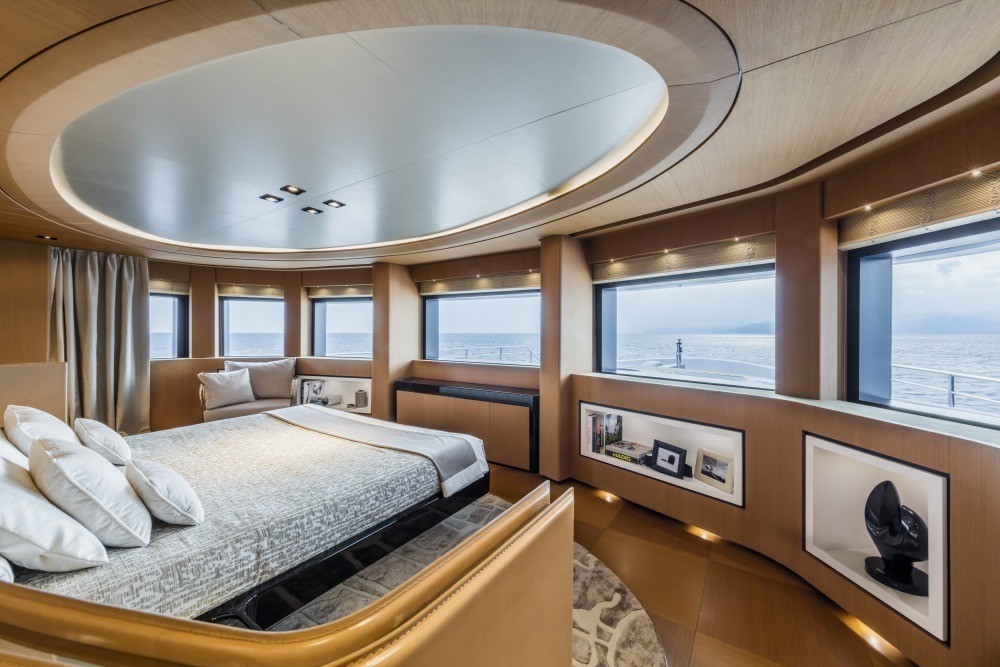 [69m-Yacht-SUERTE]-8203-134.jpg