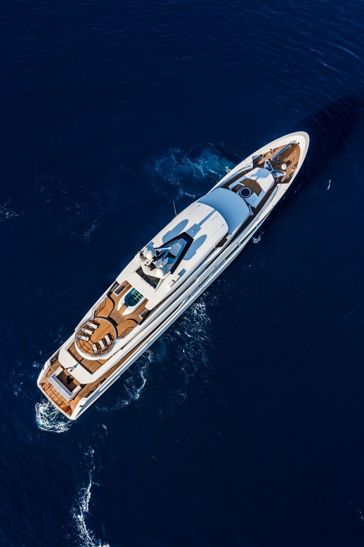 [69m-Yacht-SUERTE]-8203-70.jpg