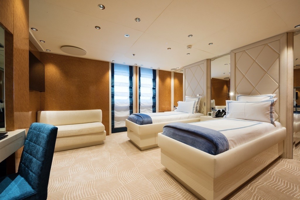 [92m-Yacht-QUEEN-MIRI]-847-18.jpg