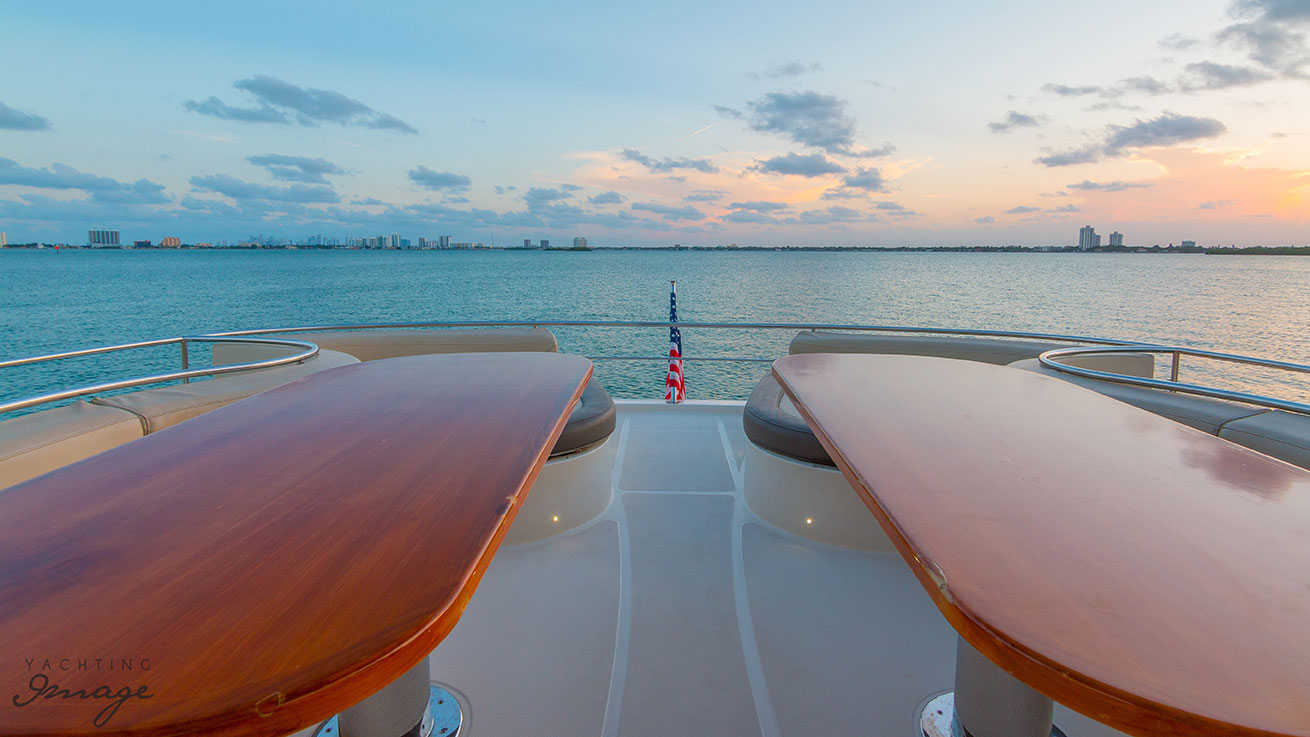 [CATAMARAN-LEGEND-AND-SOUL]-8697-2.jpg