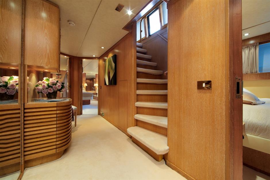 [LUXURY-YACHT-DANGLETERRE-II]-821-34.jpg