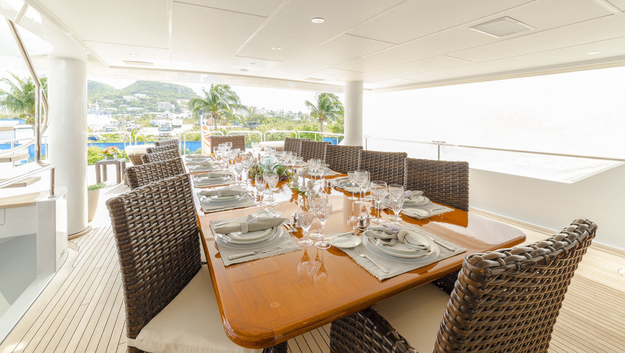 [LUXURY-YACHT-ONE-MORE-TOY]-843-3.jpg