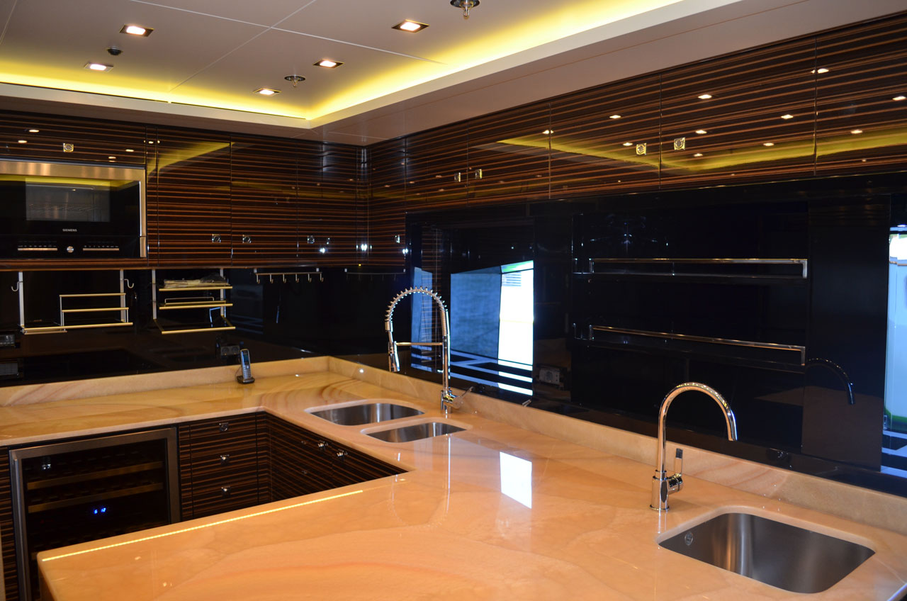 [MOTOR-YACHT-ALFULK]-8627-5.jpg