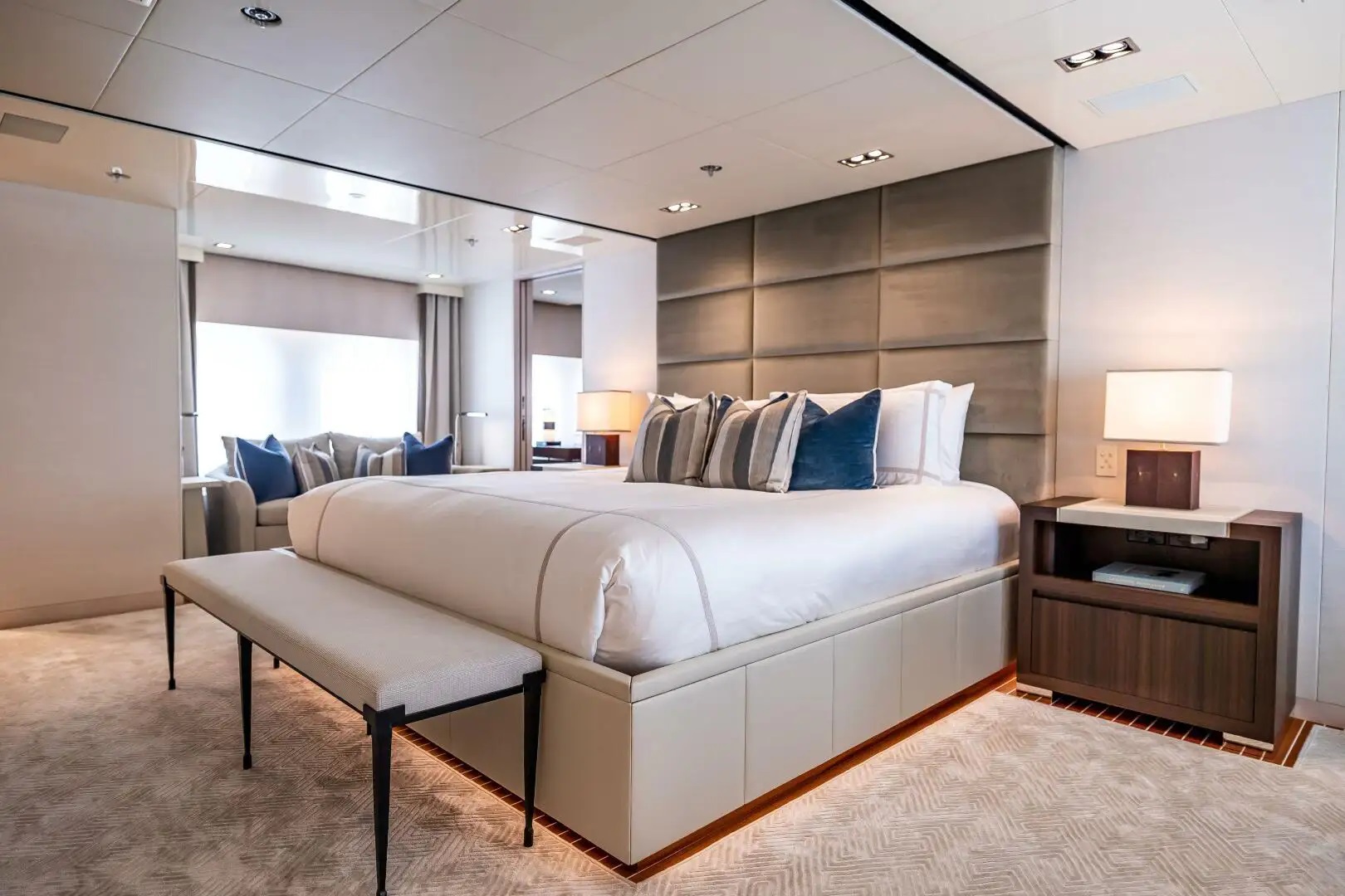 [MOTOR-YACHT-CHASSEUR-HULL]-8862-18.jpg