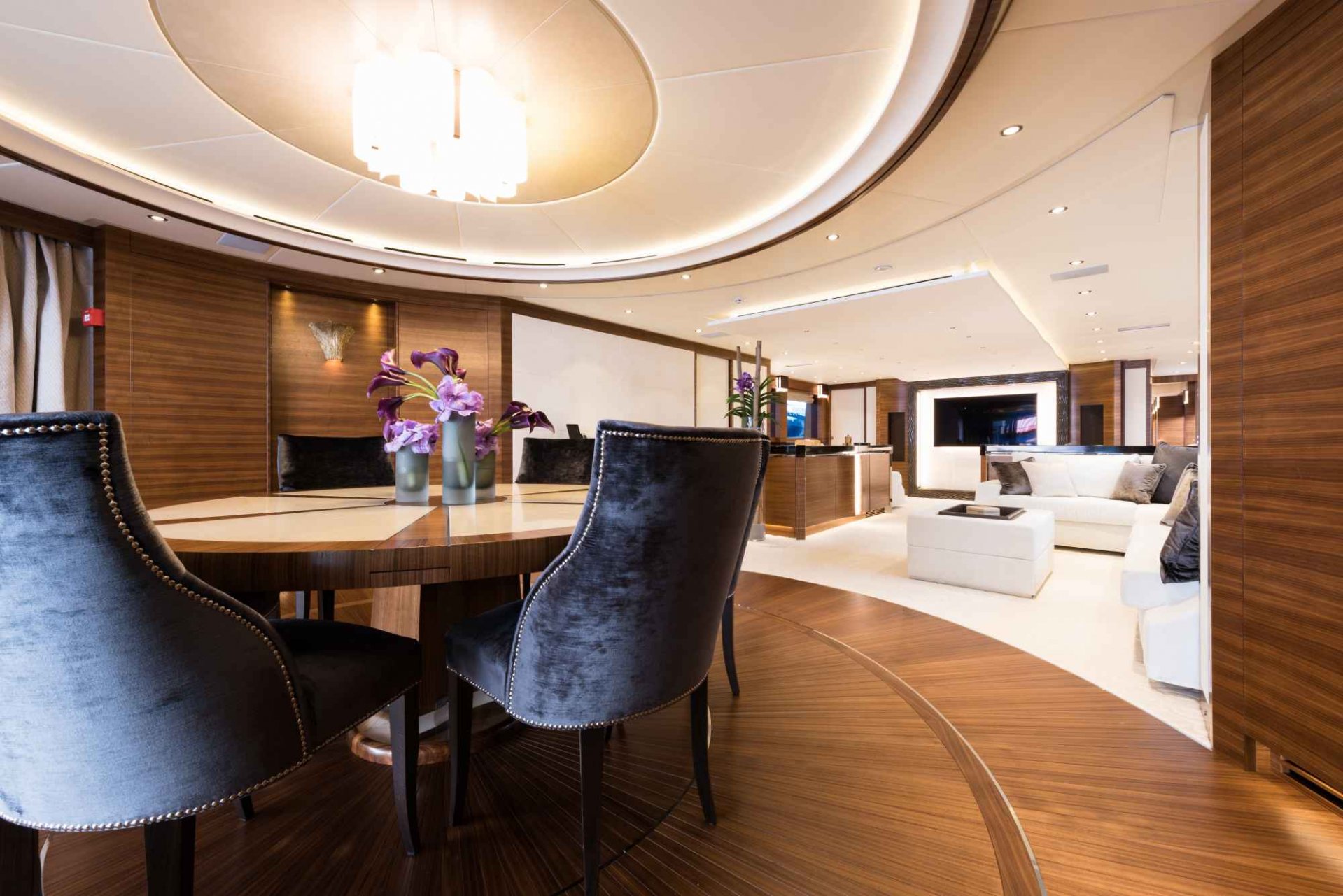 [MOTOR-YACHT-ISA]-8534-21.jpg