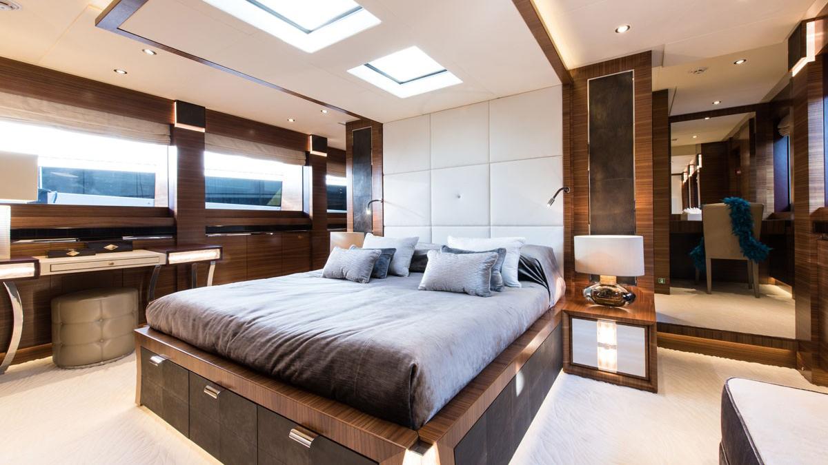 [MOTOR-YACHT-ISA]-8534-36.jpg