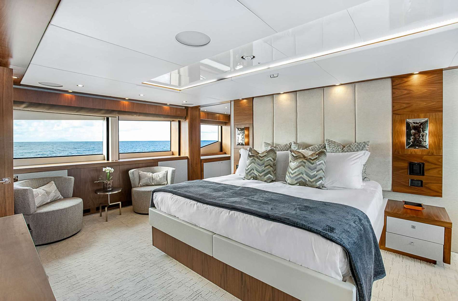[MOTOR-YACHT-LILLY-II]-8701-13.jpg