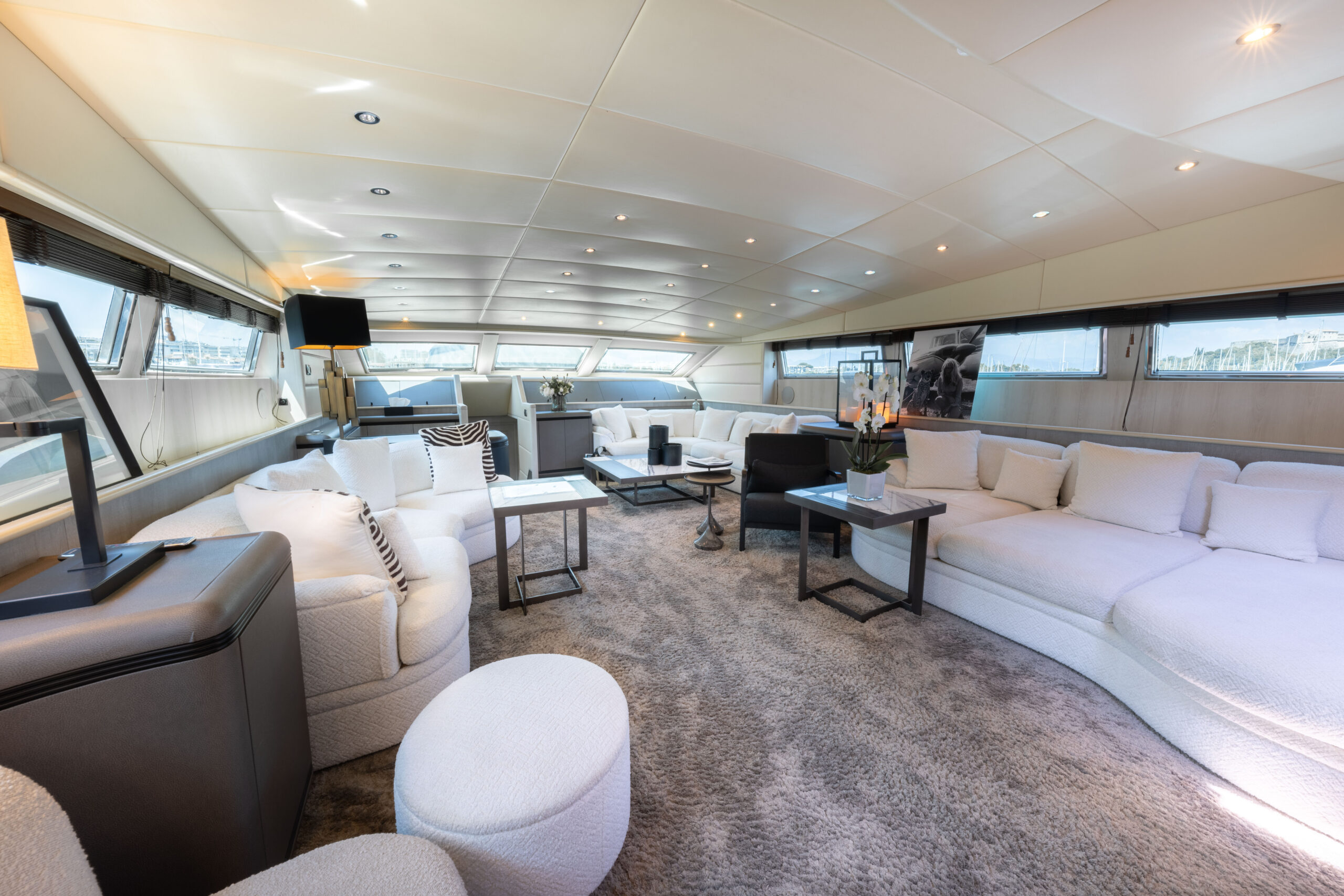 [MOTOR-YACHT-MACH-ONE]-8190-10.jpg