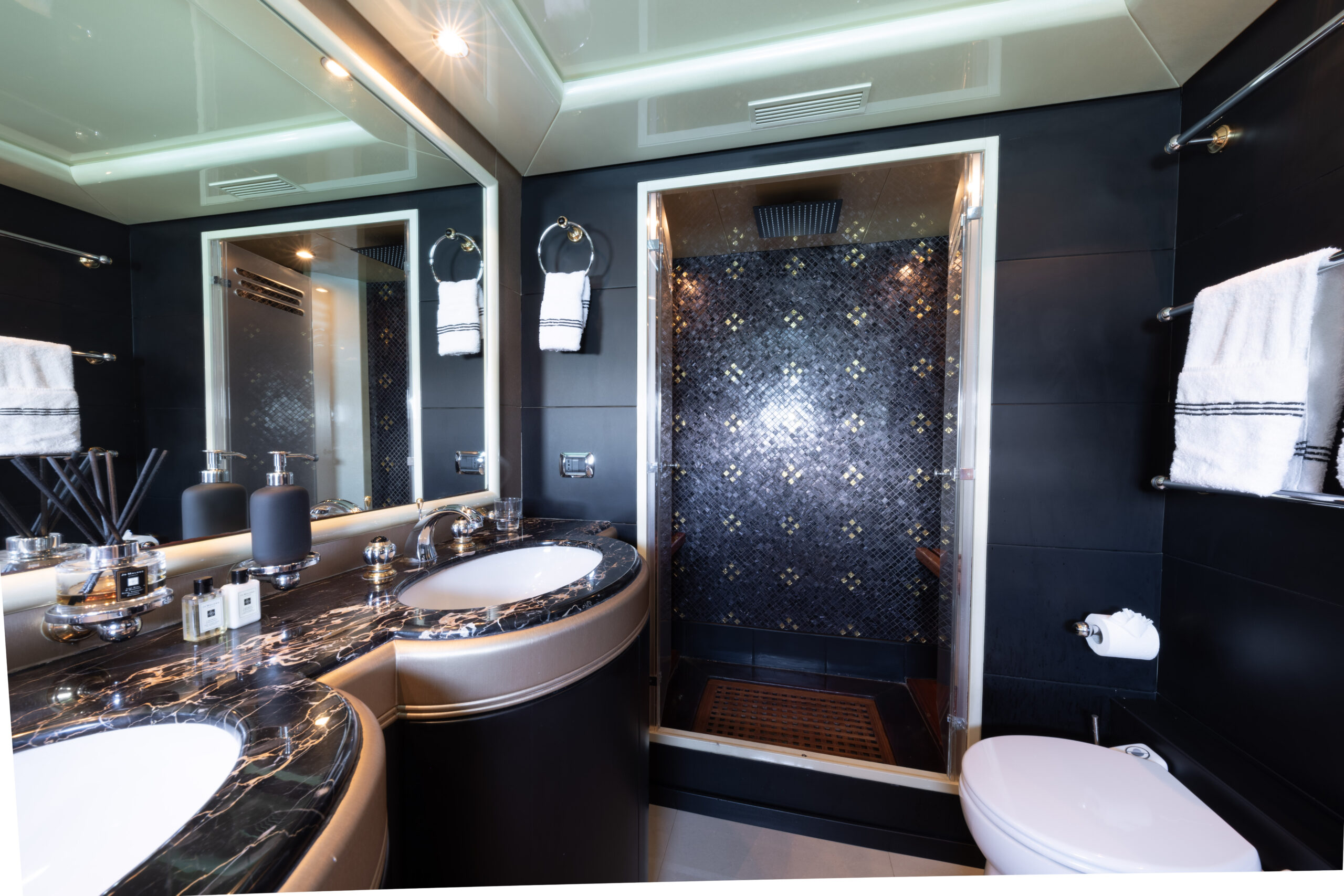 [MOTOR-YACHT-MACH-ONE]-8190-14.jpg