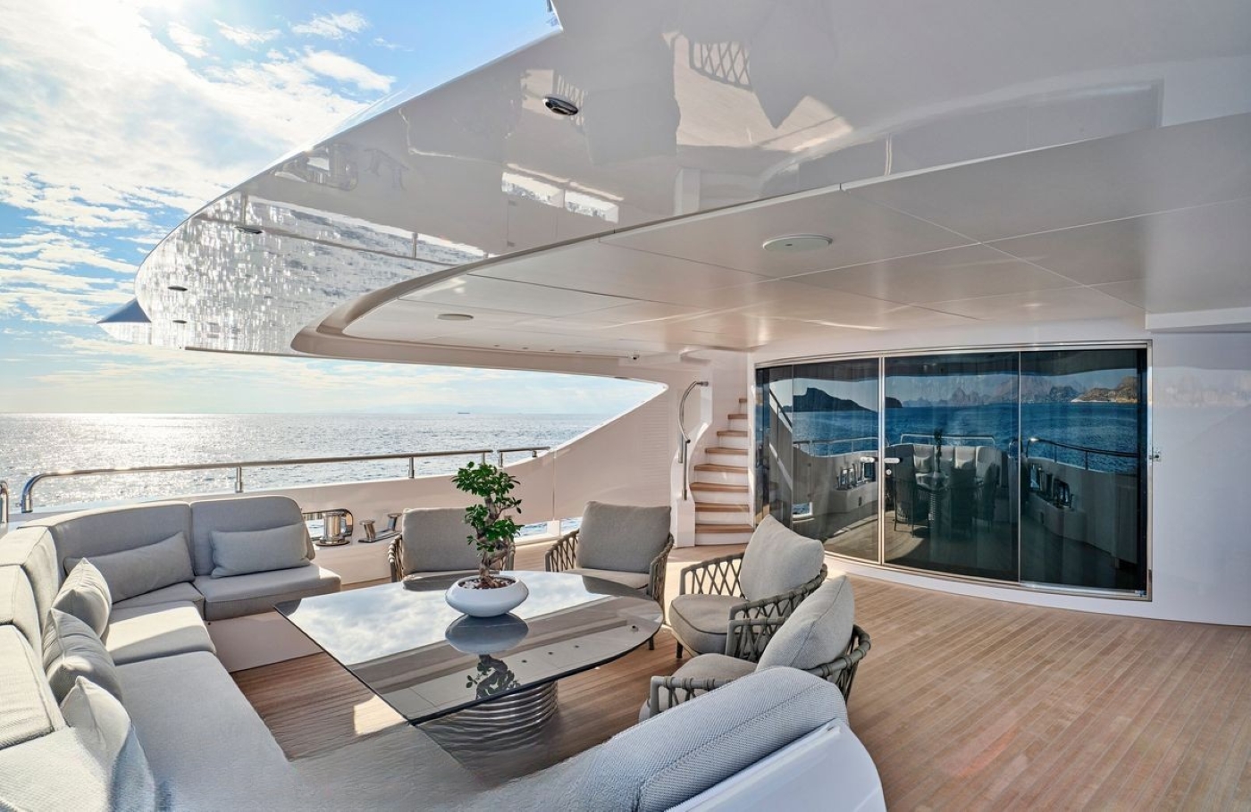 [MOTOR-YACHT-NAMELESS]-8581-11.jpg