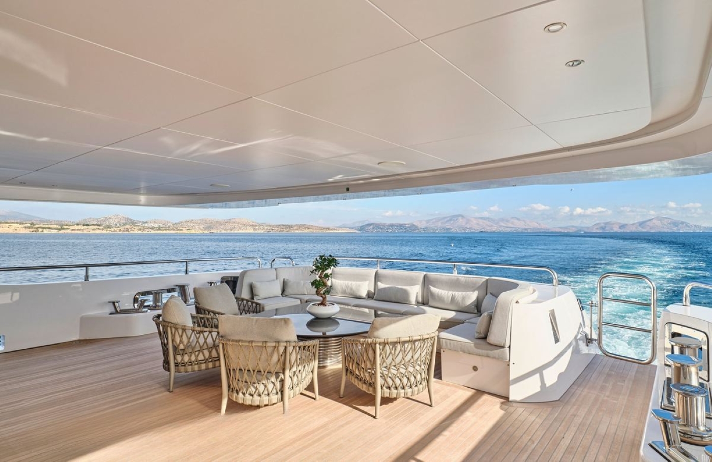 [MOTOR-YACHT-NAMELESS]-8581-9.jpg