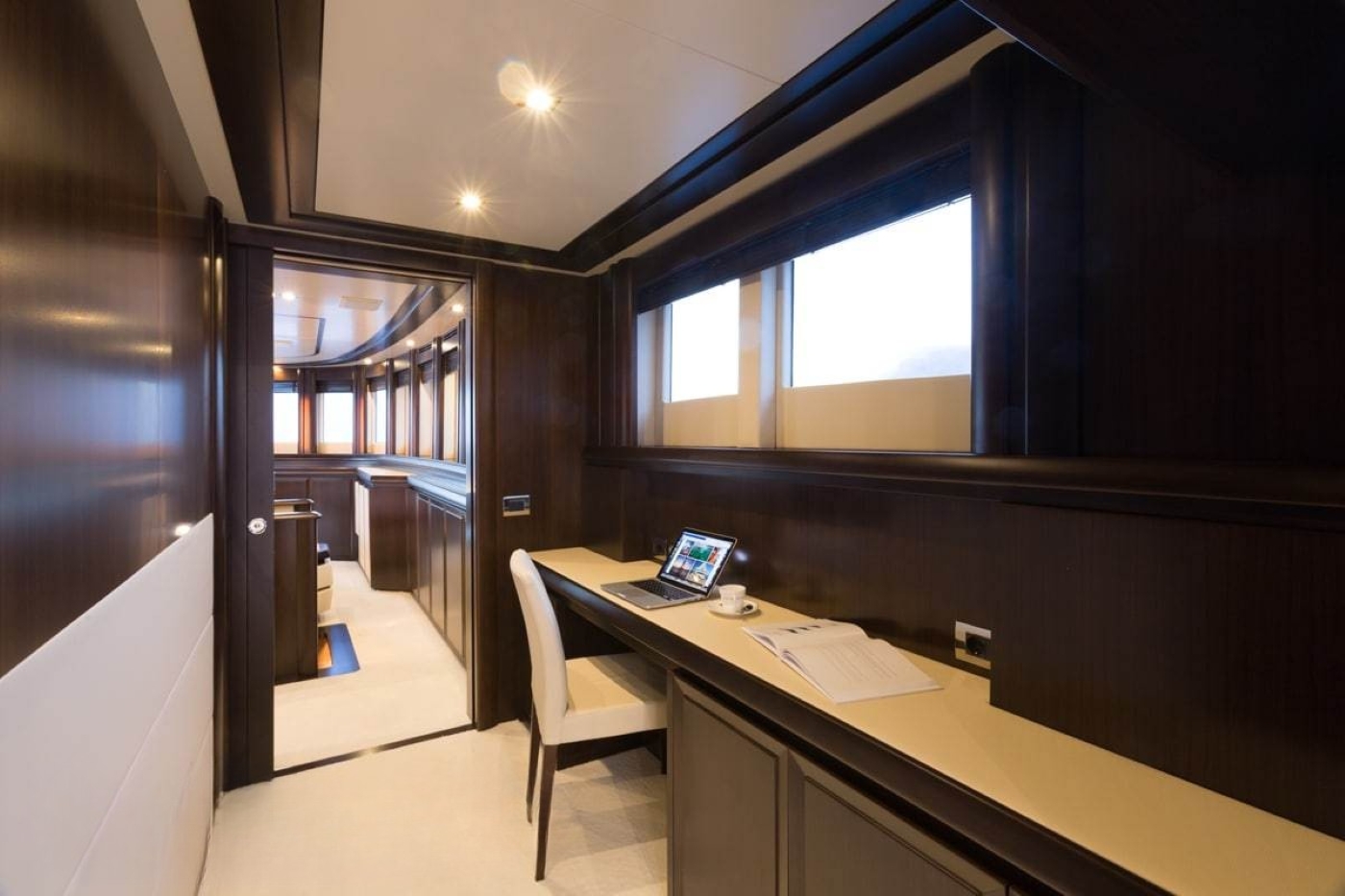 [MOTOR-YACHT-NAVETTA]-8727-23.jpg