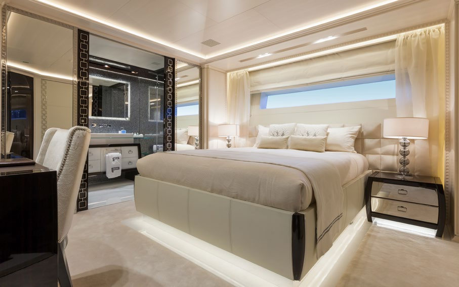 [MOTOR-YACHT-PRINCE-SHARK-HULL-FR]-8271-4.png