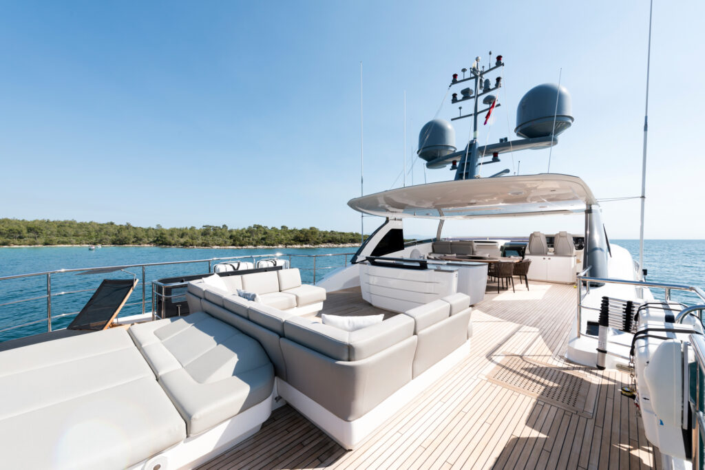 [MOTOR-YACHT-PRINCESS-M]-8687-1.jpg