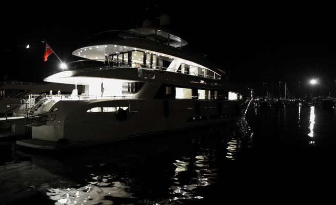 [MOTOR-YACHT-QUARANTA]-8059-19.jpg
