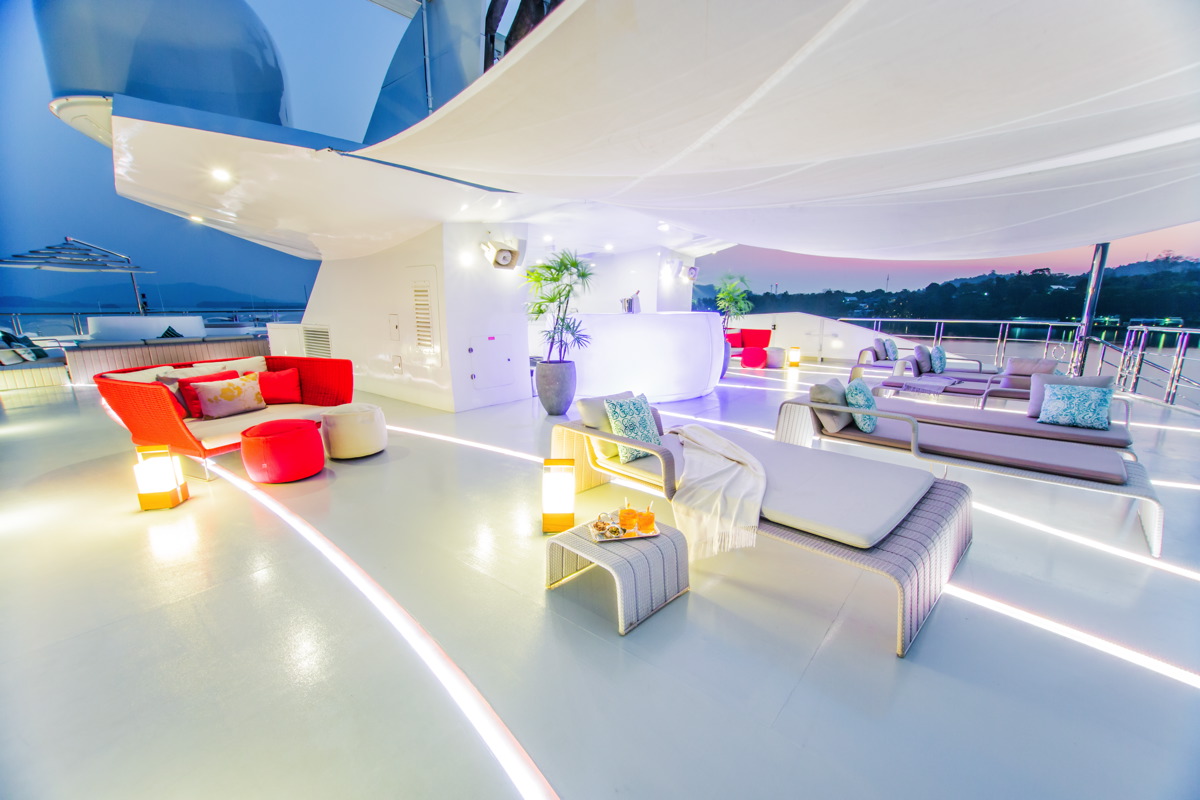 [MOTOR-YACHT-SALUZI-EX-TIA-MOANA]-8636-2.jpg